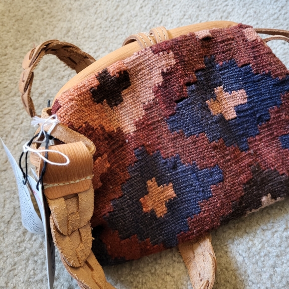 NWT kilim hand woven rug bag genuine vegetable leather made in USA - Picture 11 of 13